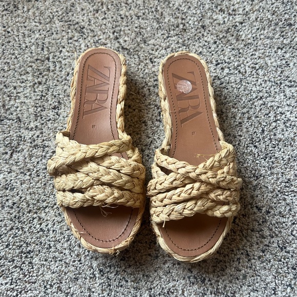 Zara Platform Wicker Sandals - Picture 2 of 5